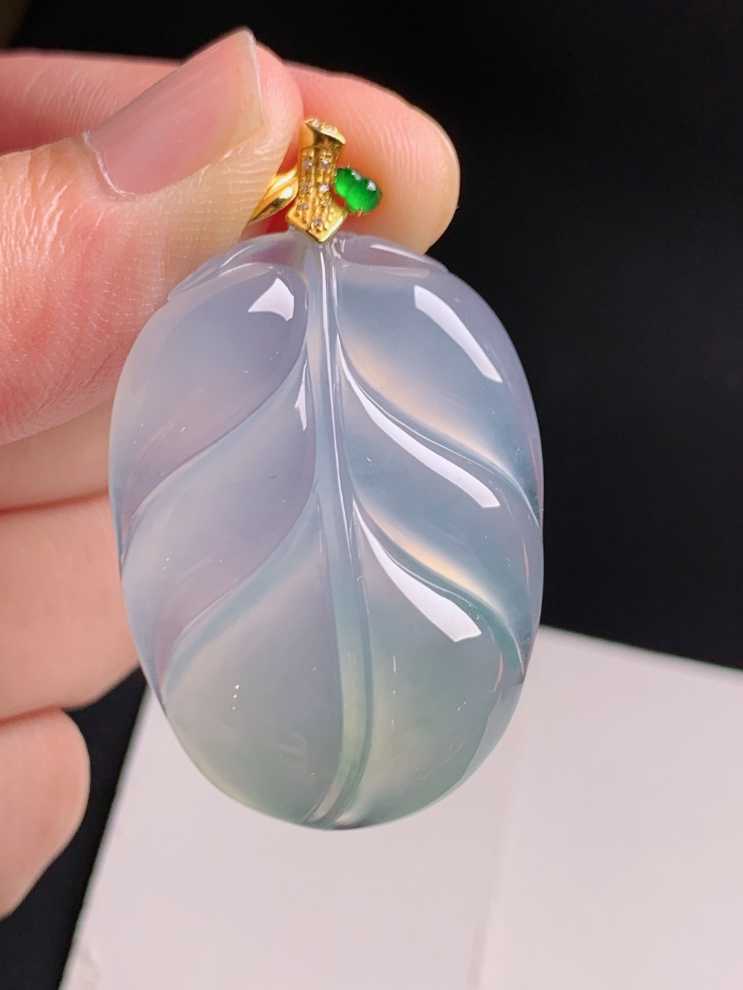 ️ 冰种树叶吊坠，金扣镶钻配正阳绿翡，种质清透叶片饱满，事业顺遂气质清冷 080729