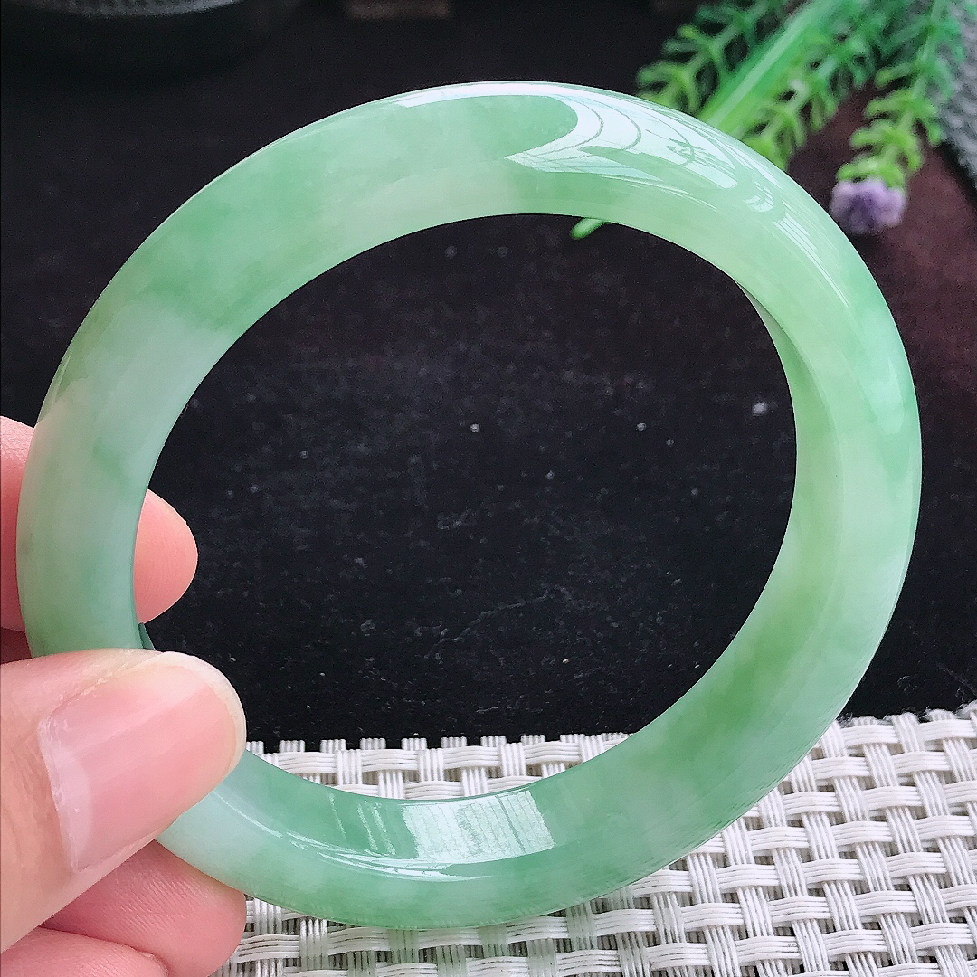 实拍A货翡翠60/12.7/9老坑冰润起胶满绿手镯宽边玉镯平安镯百搭