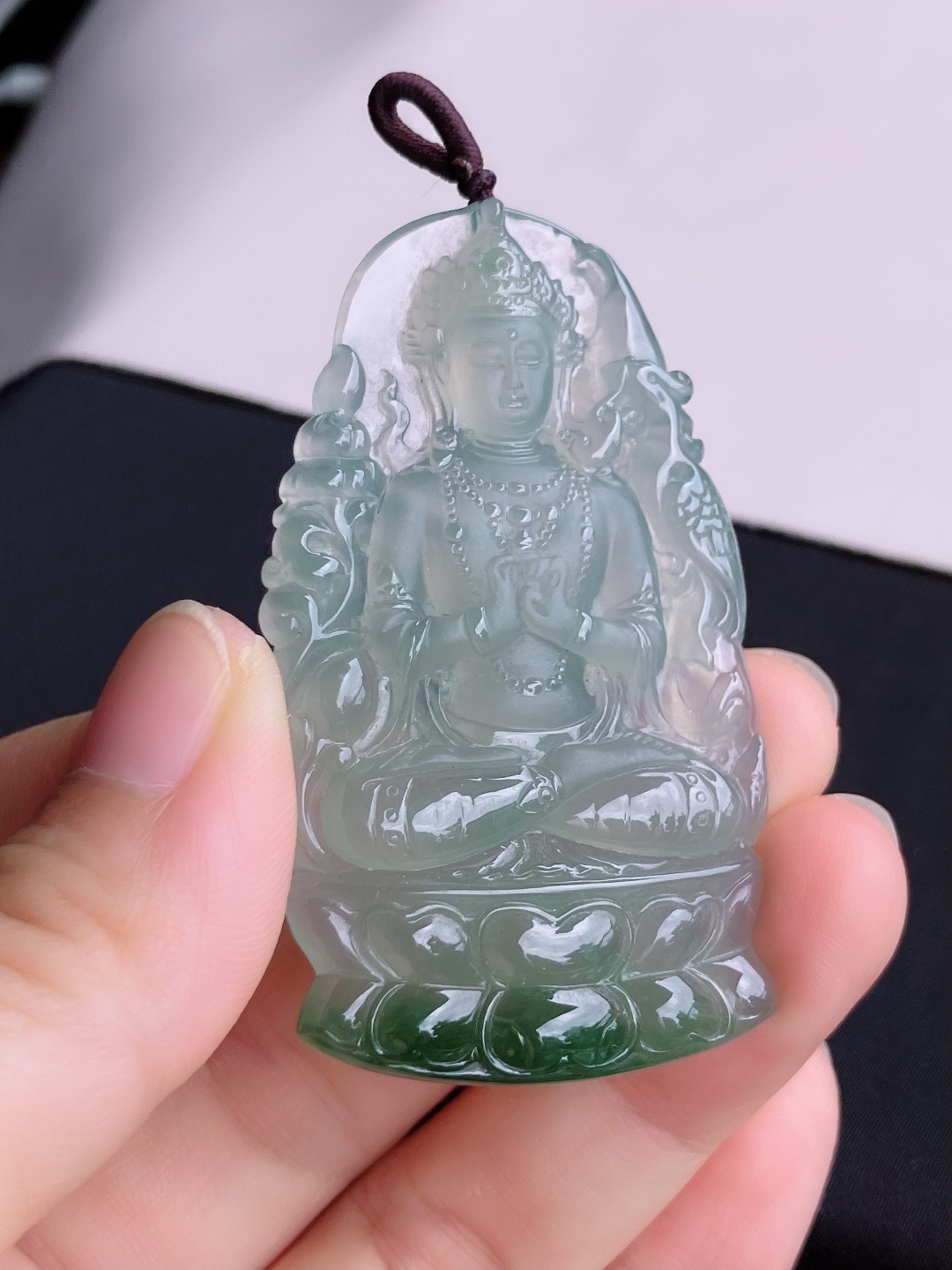 冰飘花观音，晶莹剔透，尺寸60.8/34.8/6/自然光实拍