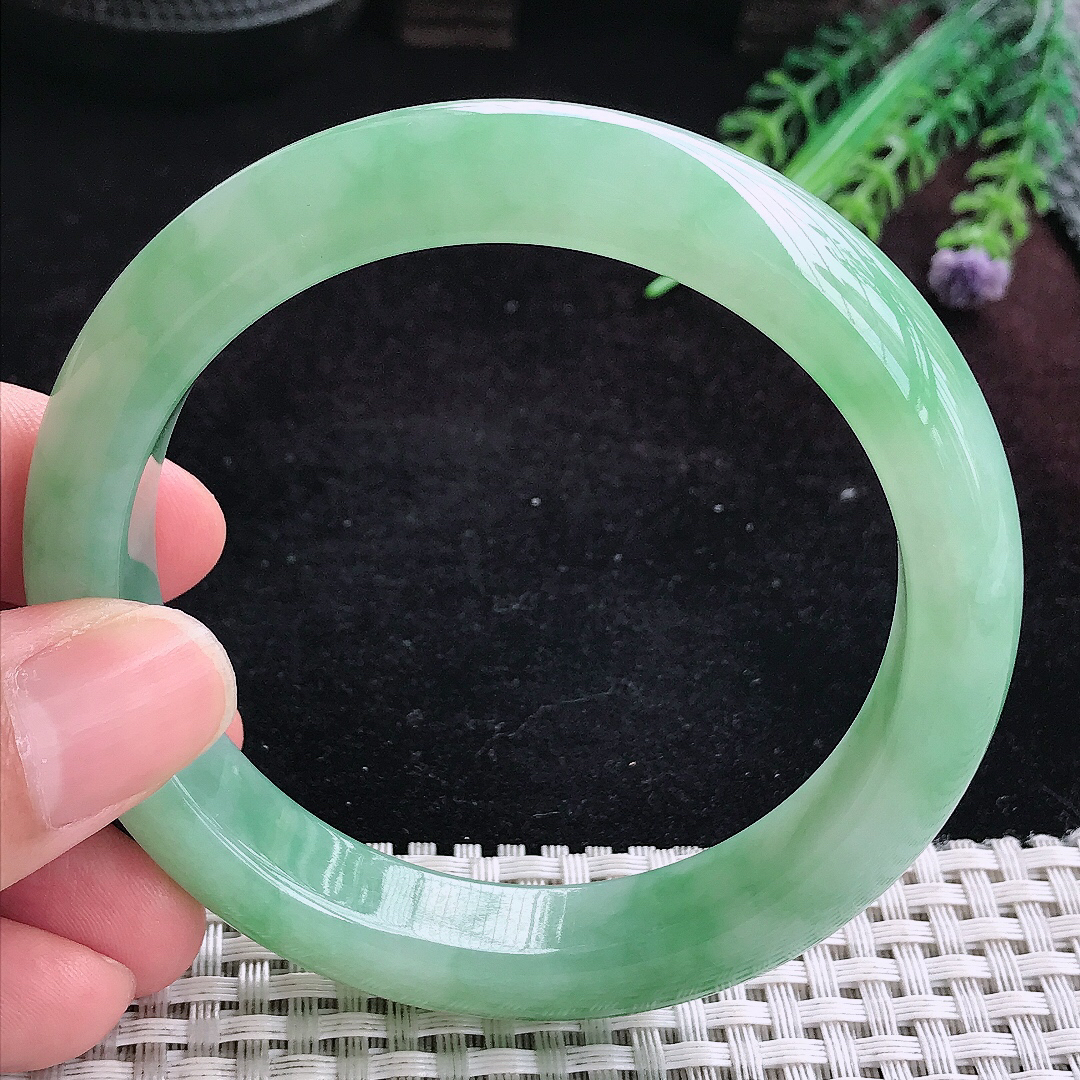 实拍A货翡翠60/12.7/9老坑冰润起胶满绿手镯宽边玉镯平安镯百搭