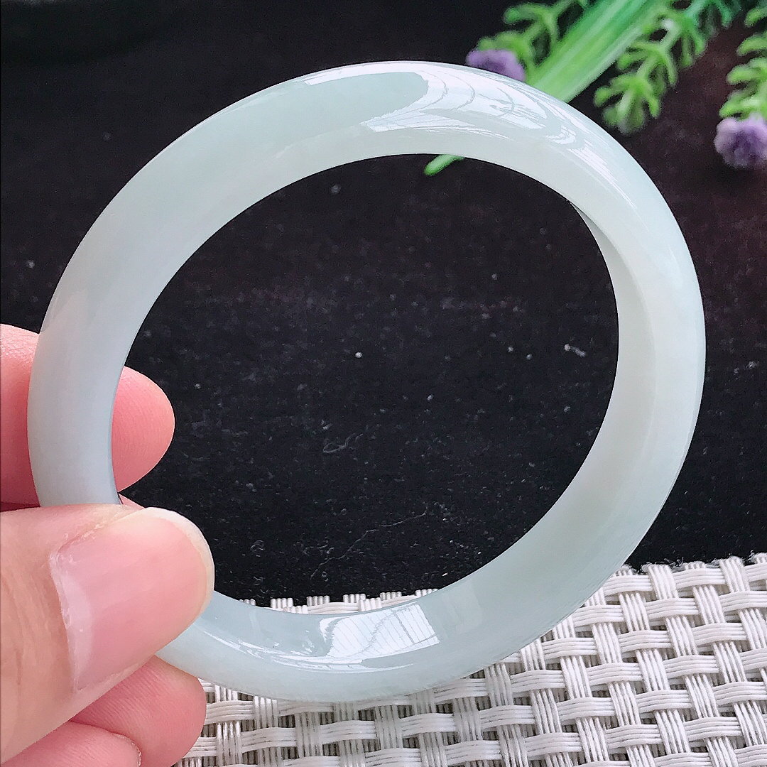 实拍A货翡翠53.5/10.8/7.2老坑冰润起胶晴底手镯宽边玉镯平安镯百搭