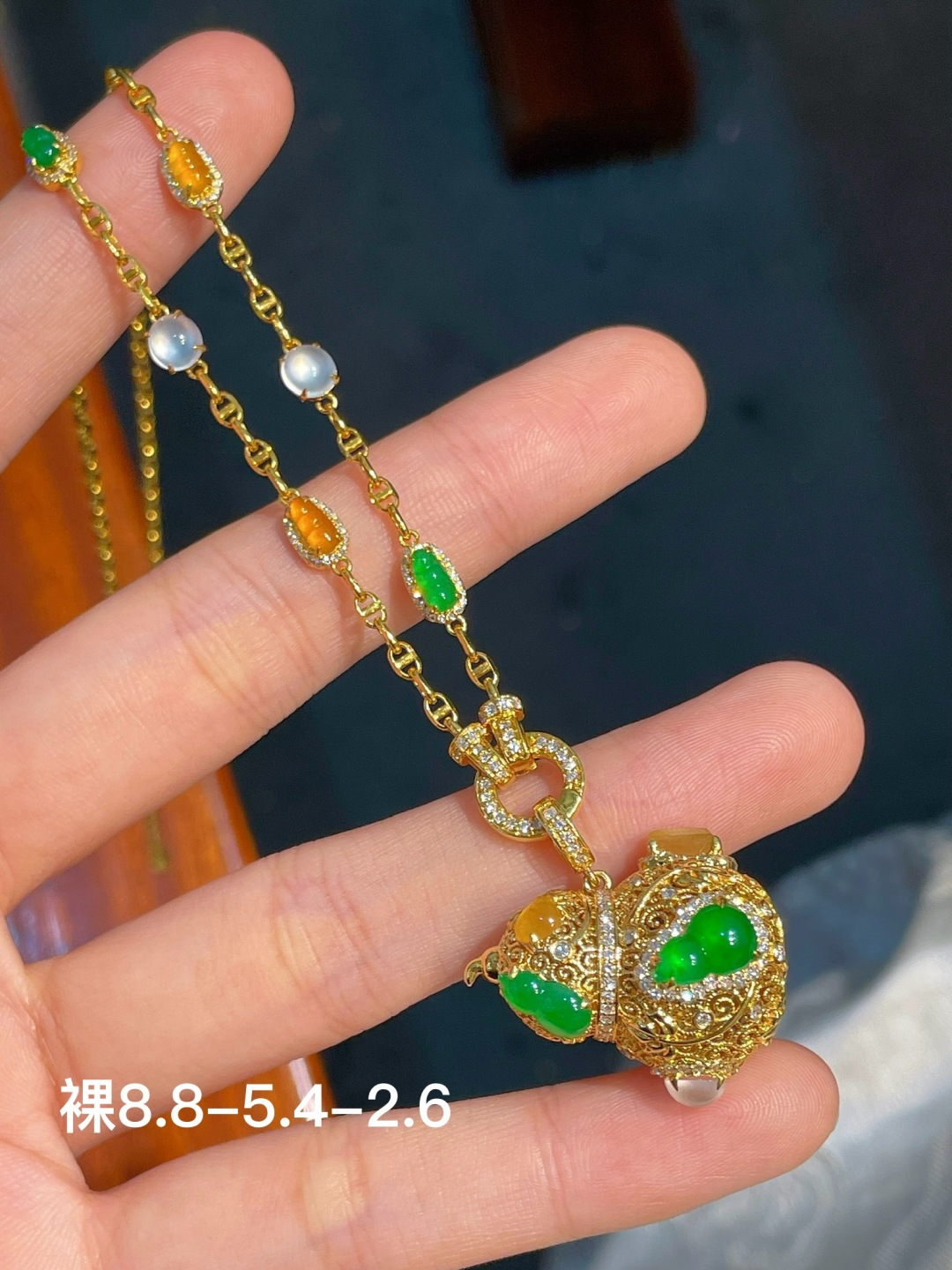 阳绿葫芦套链，18k金镶嵌，强烈推荐，8.8-5.4-2.6