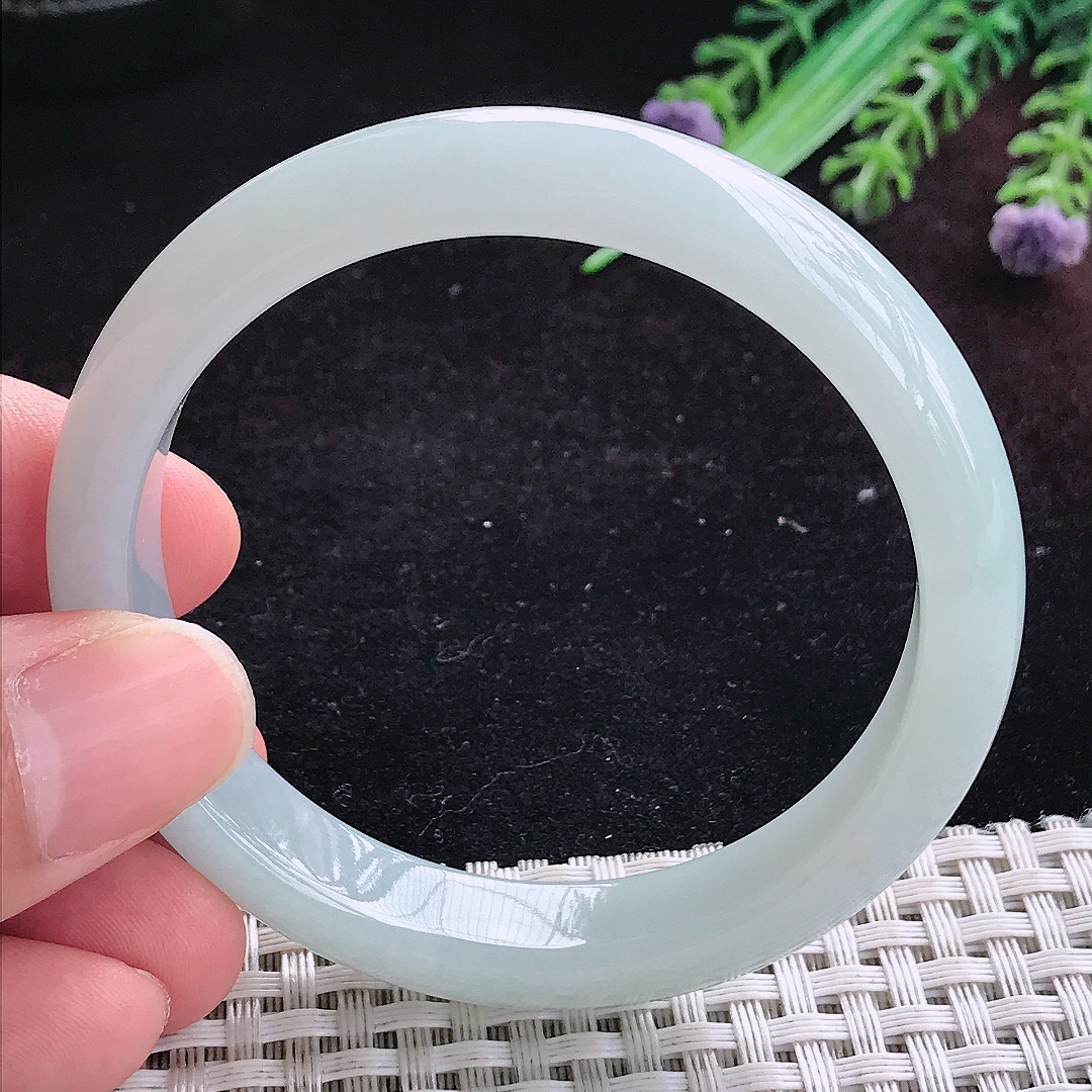 实拍A货翡翠53.5/10.8/7.2老坑冰润起胶晴底手镯宽边玉镯平安镯百搭