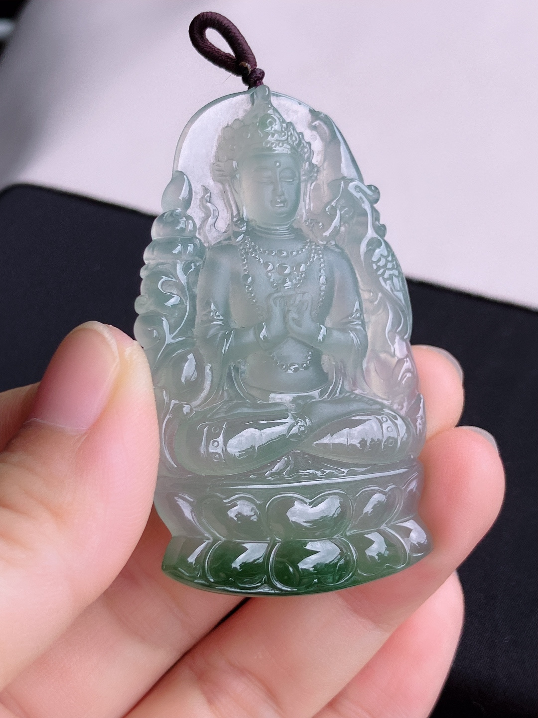 冰飘花观音，晶莹剔透，尺寸60.8/34.8/6/自然光实拍