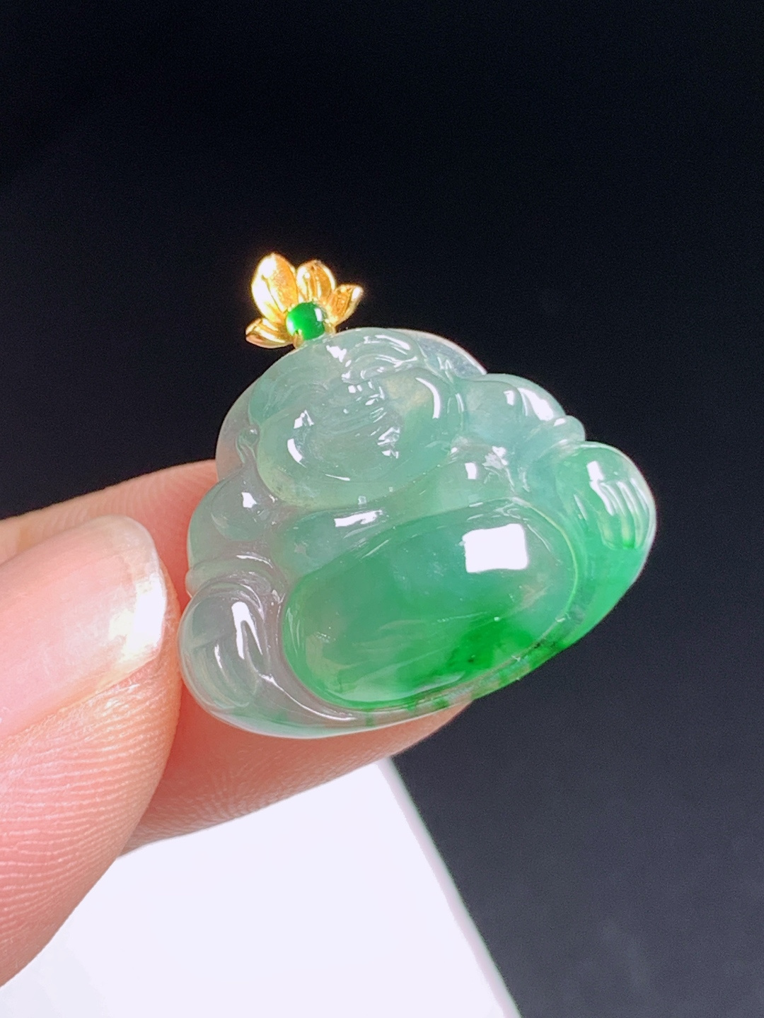 ️ 冰飘绿佛公吊坠，底色清新翠色明艳，笑口常开福气满满，裸石16.5-20.9-5.921.3，0
