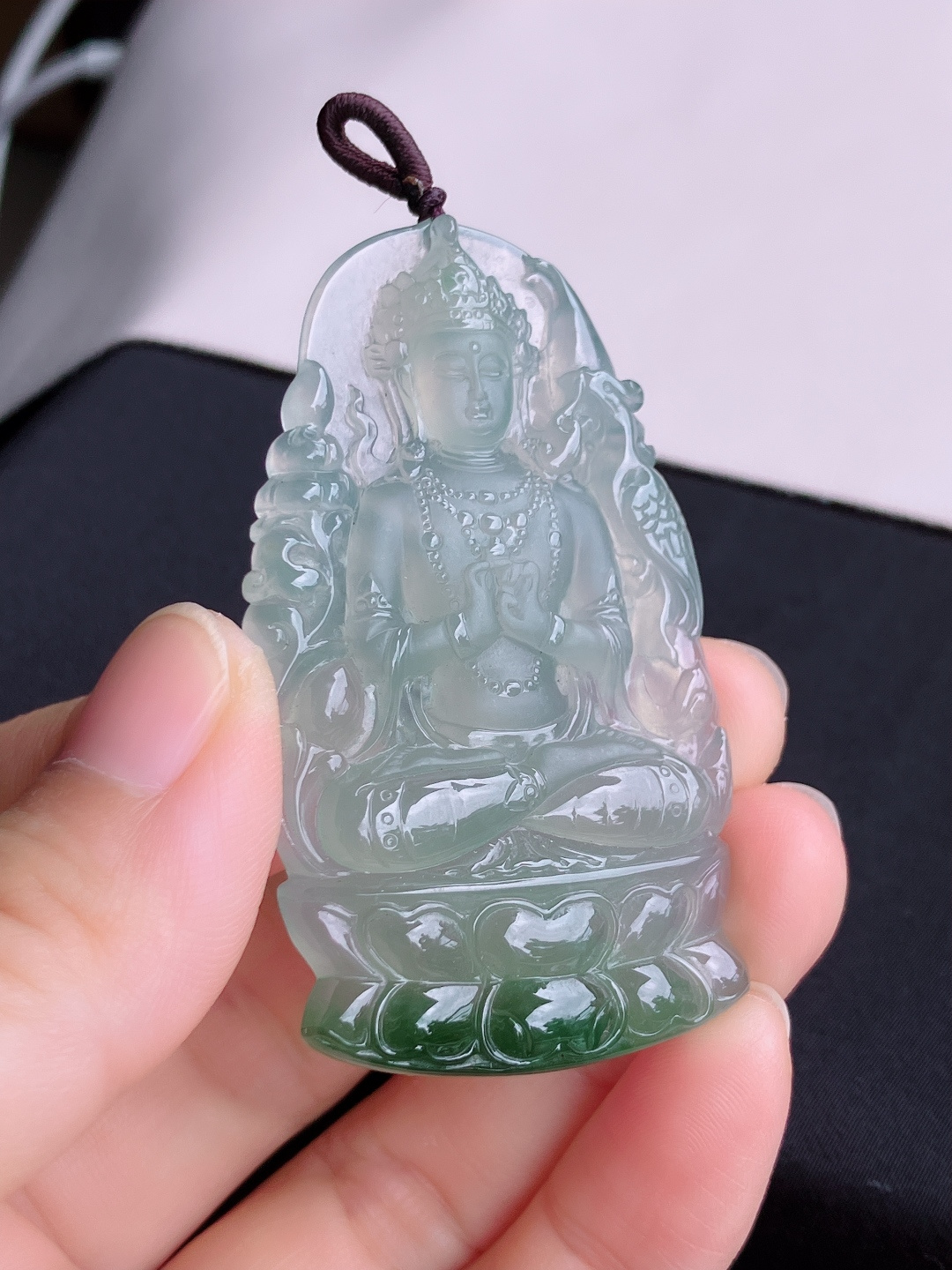 冰飘花观音，晶莹剔透，尺寸60.8/34.8/6/自然光实拍