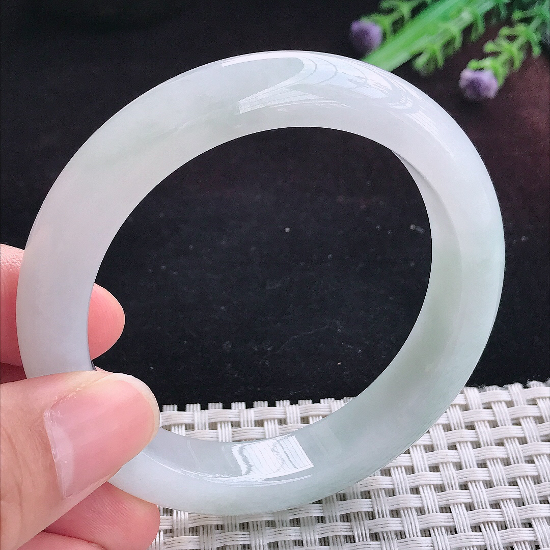 实拍A货翡翠57/12.3/9.2老坑冰透起胶晴底手镯宽边玉镯平安镯百搭