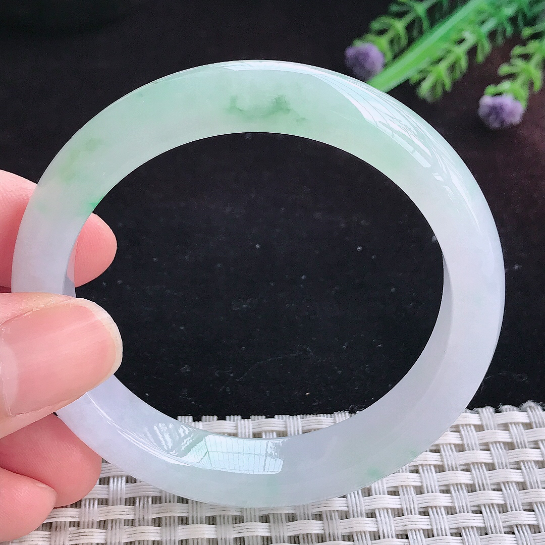 实拍A货翡翠54/12.1/8.3老坑冰透冰飘花手镯宽边玉镯平安镯百搭