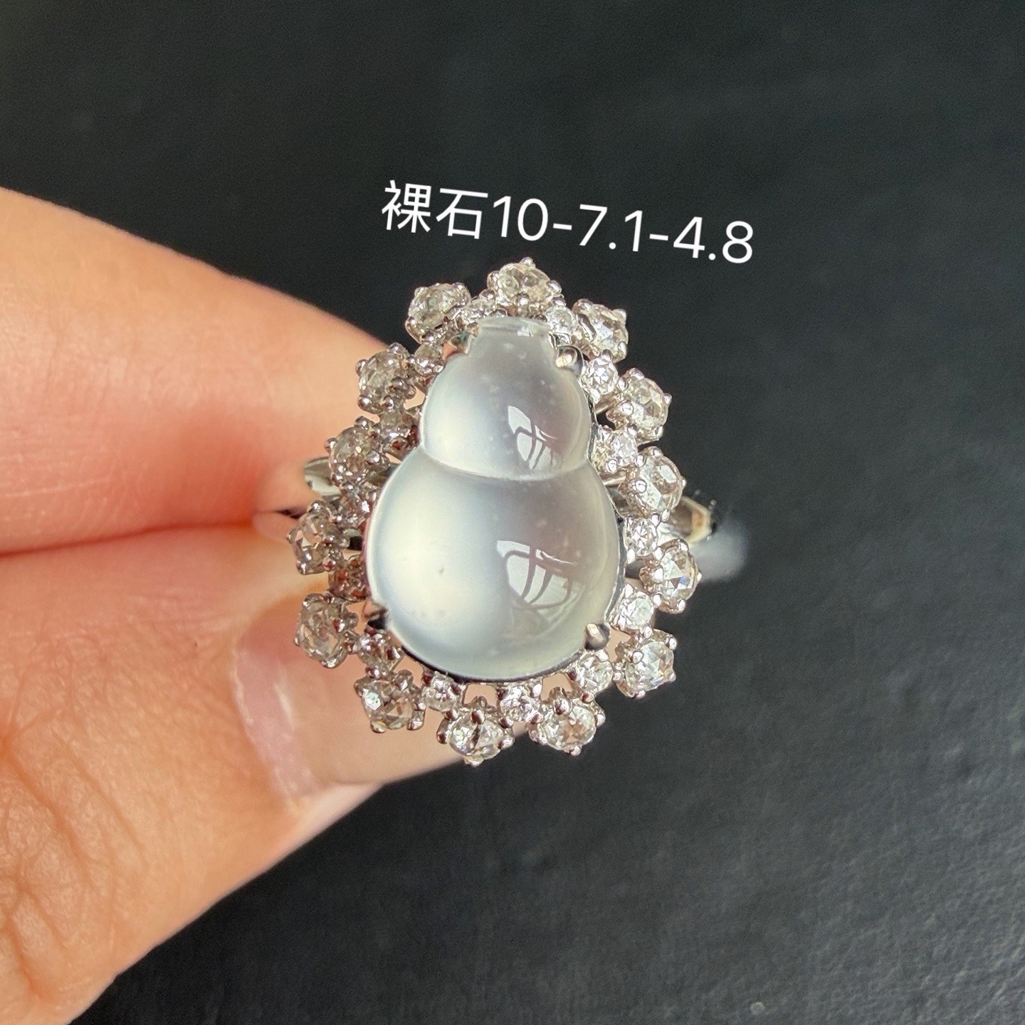 ️ 自然光实拍 缅甸翡翠A货 冰种玻璃种葫芦戒指 18k金钻 超赞品质 细腻感十足 种好起光 无裂