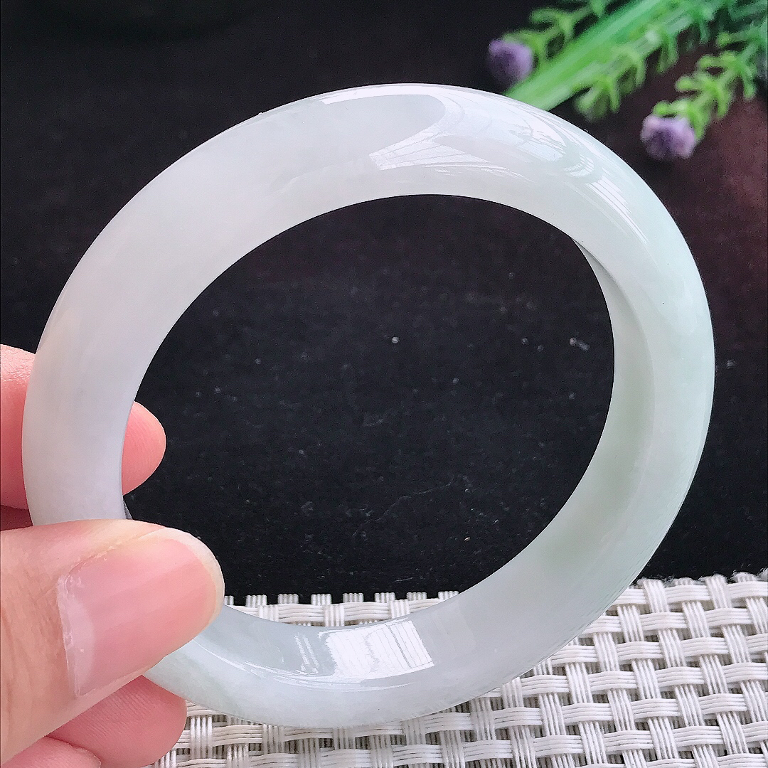 实拍A货翡翠57/12.3/9.2老坑冰透起胶晴底手镯宽边玉镯平安镯百搭