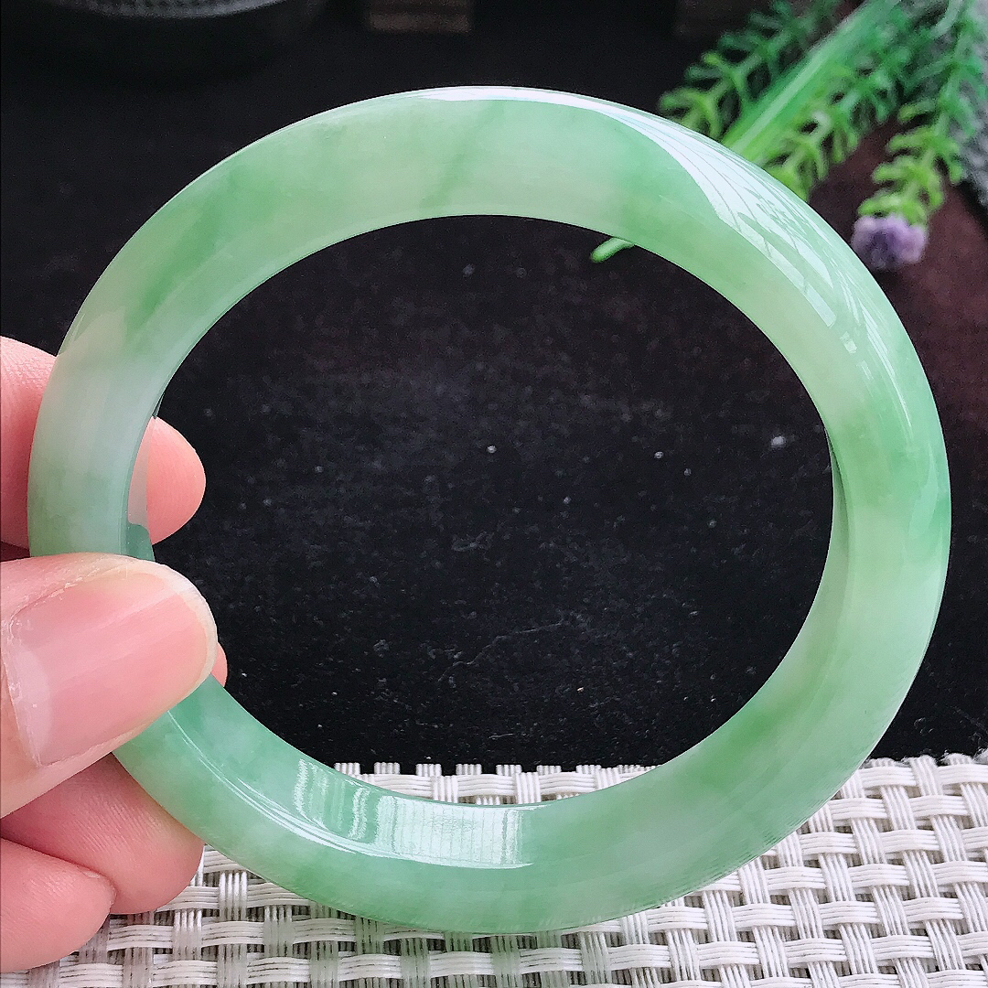 实拍A货翡翠60/12.7/9老坑冰润起胶满绿手镯宽边玉镯平安镯百搭