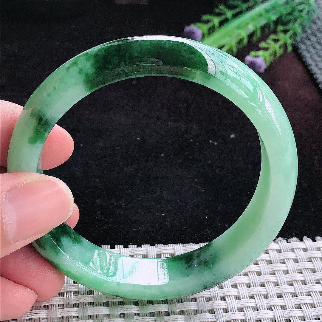 实拍A货翡翠58.5/14.2/8.2老坑冰润起胶飘花手镯宽边玉镯平安镯百搭