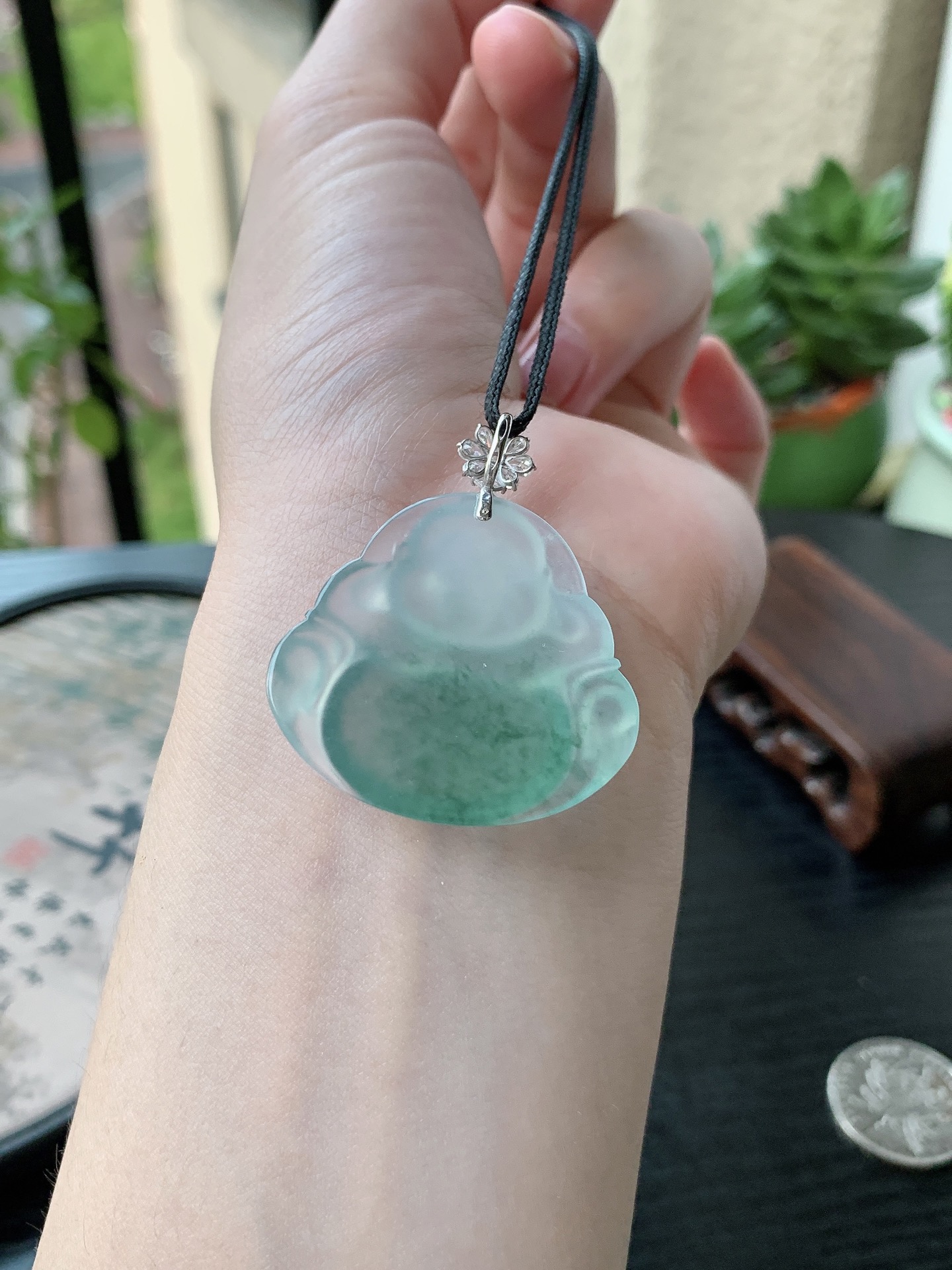 18k金镶嵌老坑冰种胶感飘蓝花佛公吊坠,裸石尺寸:32.5-34-6mm