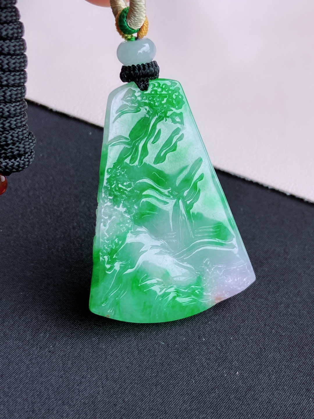 翠绿山水牌，意境美，尺寸42.8/30.6/5/自然光实拍
