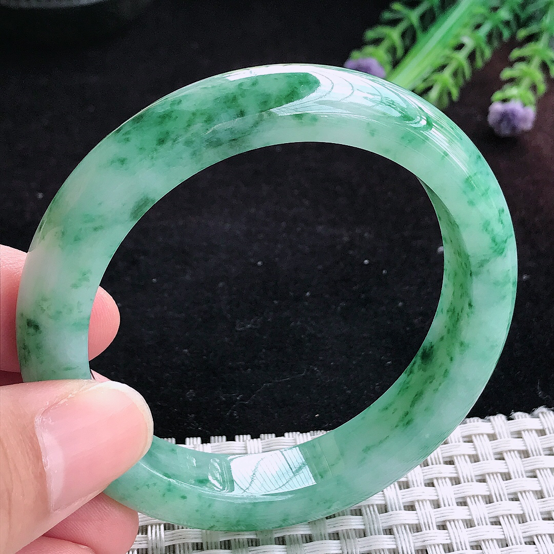 实拍A货翡翠54/12.1/8.8老坑精美冰润飘花手镯宽边玉镯平安镯百搭