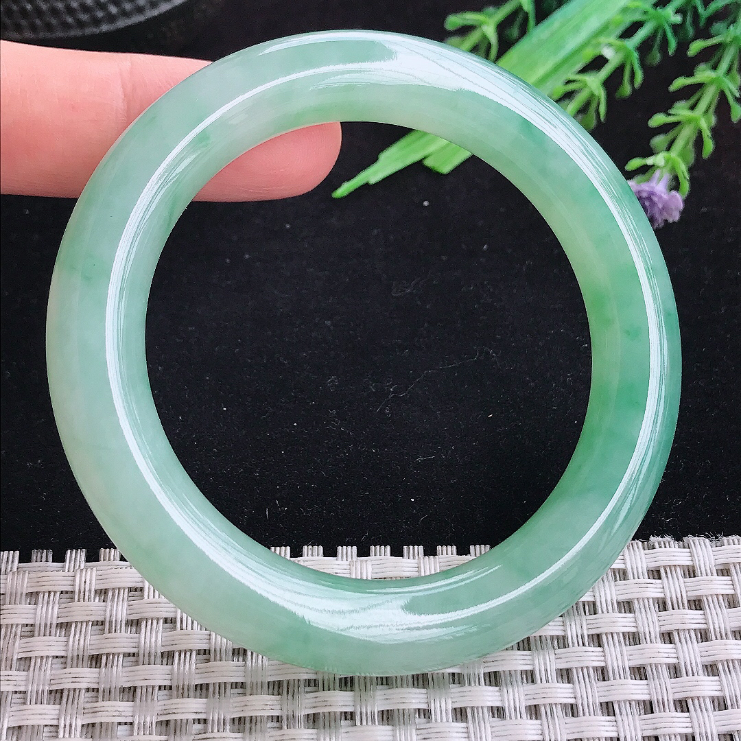 实拍A货翡翠54/10.7/10.5老坑冰胶果冻冰飘花圆条手镯平安镯百搭