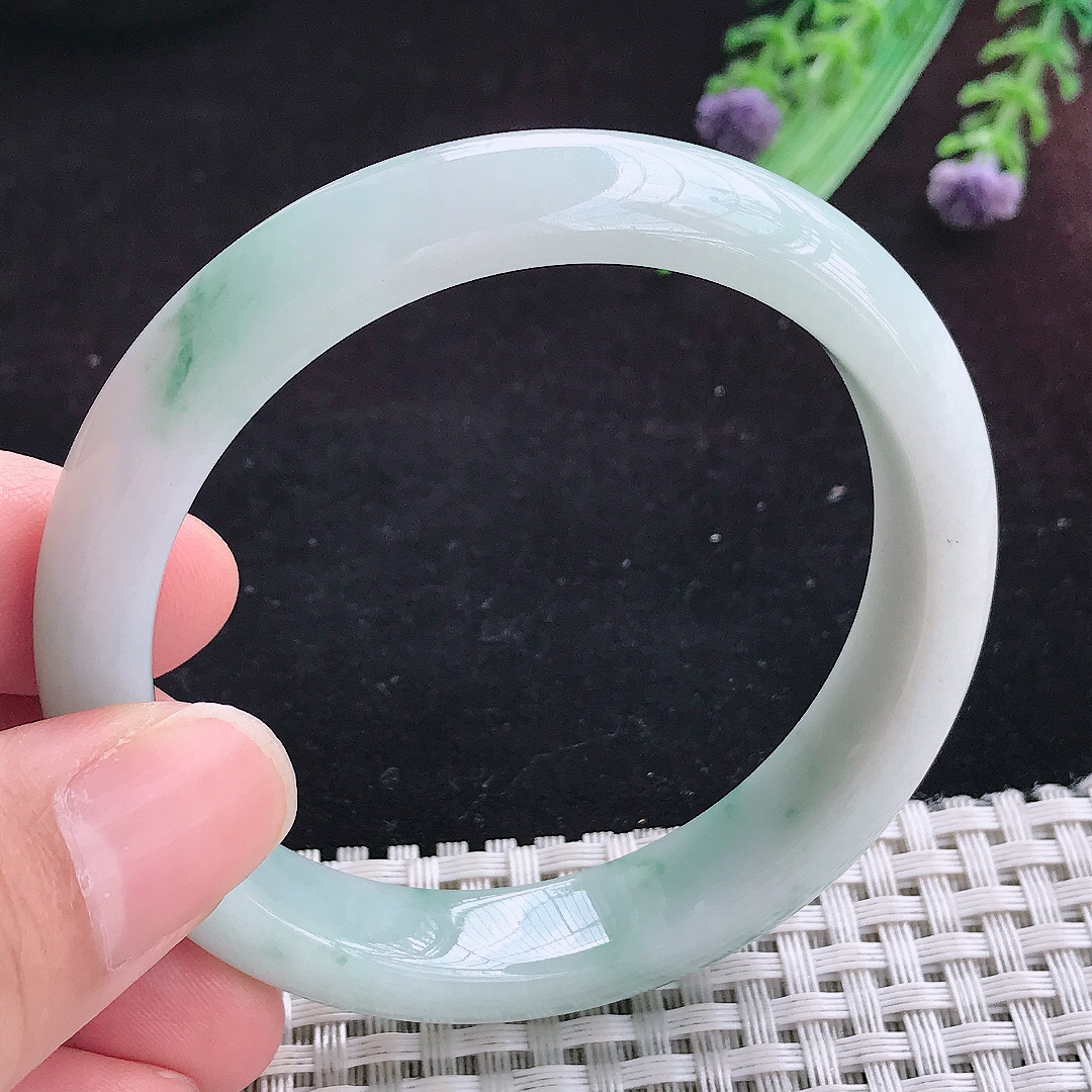 实拍A货翡翠54.5/11.6/7.6老坑精美冰润飘花手镯宽边玉镯平安镯百搭
