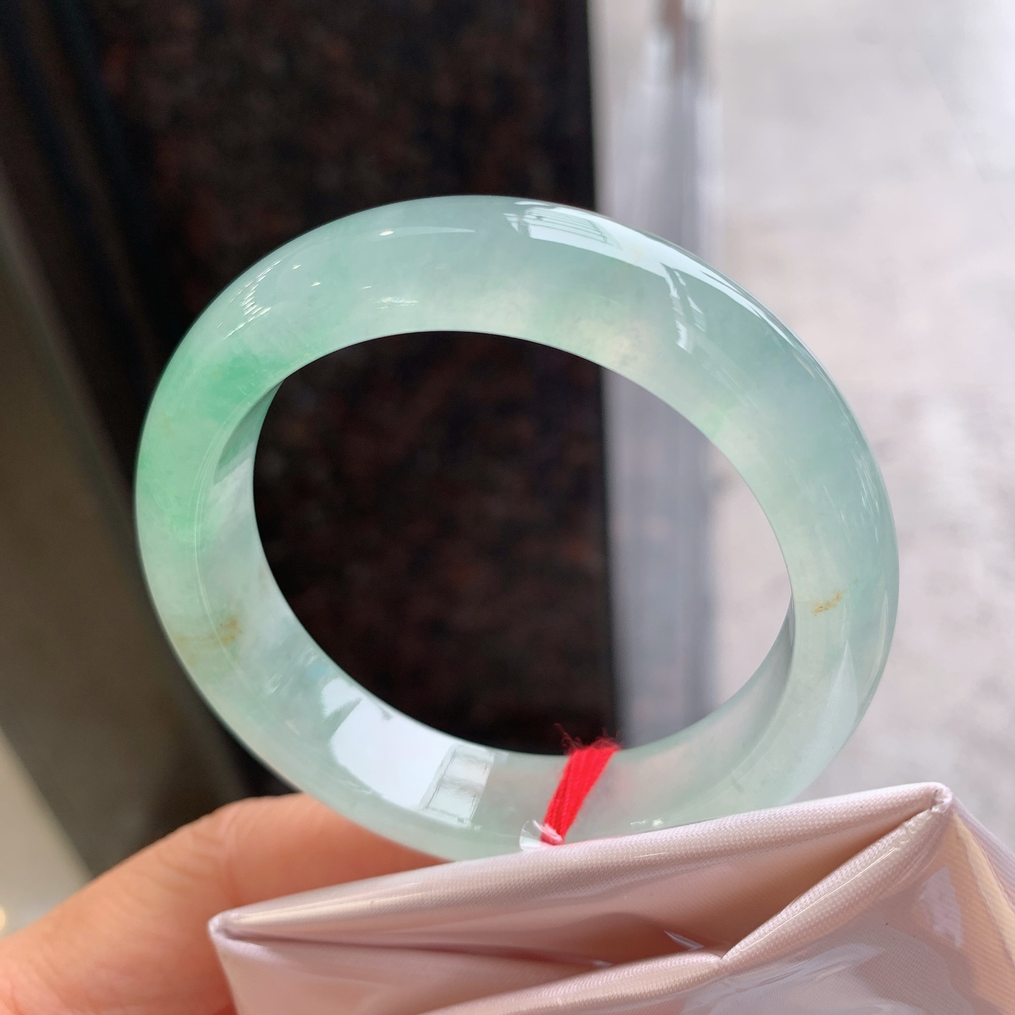 正圈冰飘绿 有纹 尺寸：50/12.5/8 小圈口