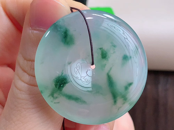 ️ 平安扣，无裂，尺寸35.3-6.0mm，包A附证书