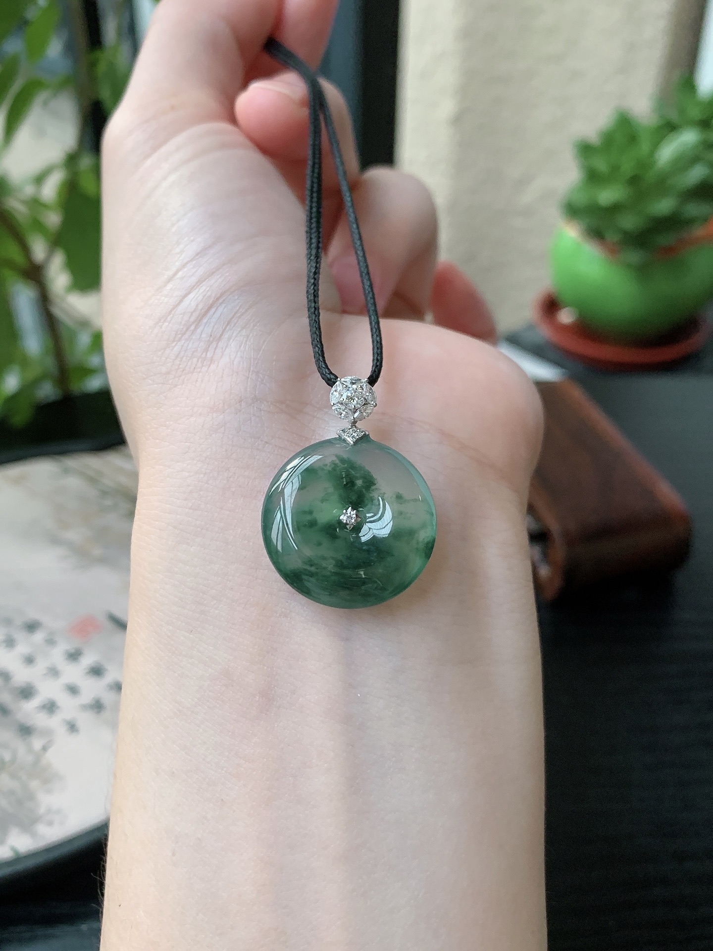 18k金镶嵌老坑冰种胶感飘蓝花平安扣吊坠,裸石尺寸:21-5.8mm