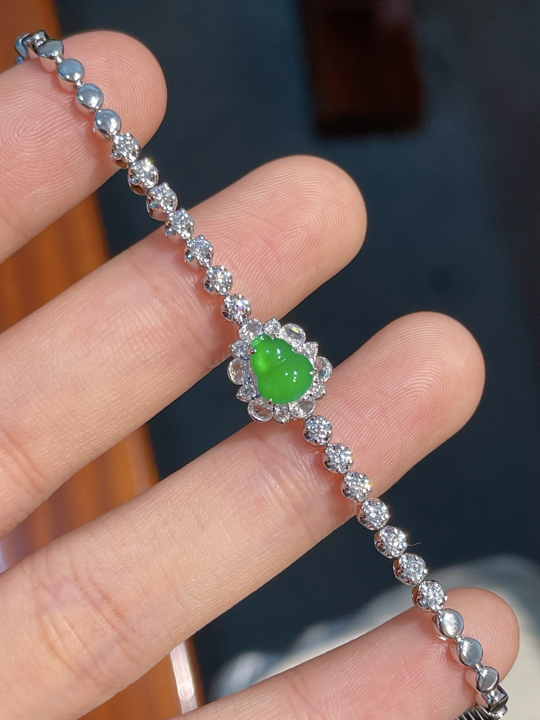 ️阳绿葫芦手链，18k金镶嵌，7.3-5.7-1.9