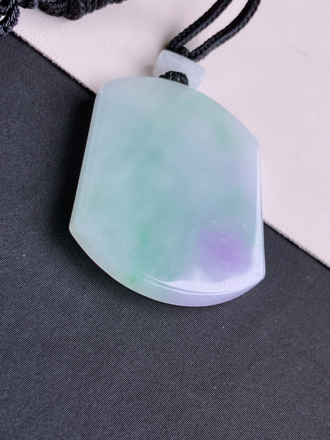 双彩平安牌，简约时尚，尺寸54/42/5.6自然光实拍