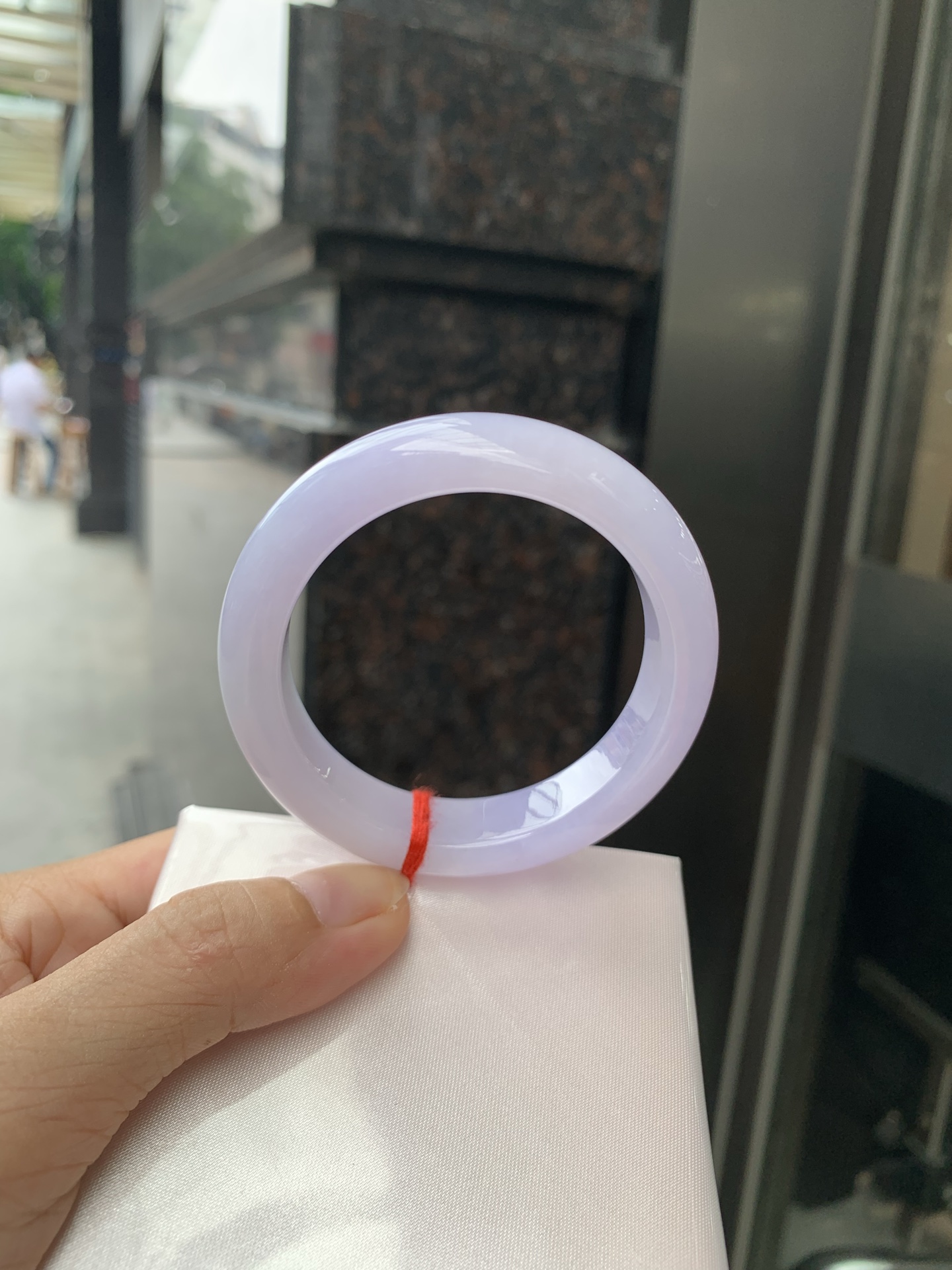 正圈，50.3-8.5-12.2，0802-N1285，打灯纹不扣，底妆水润，满圈紫色吸睛抢眼，浪漫迷人，仙气飘飘，优雅高贵显气质，感满满，紫色自然光不失色，不同光线不一样视觉感受