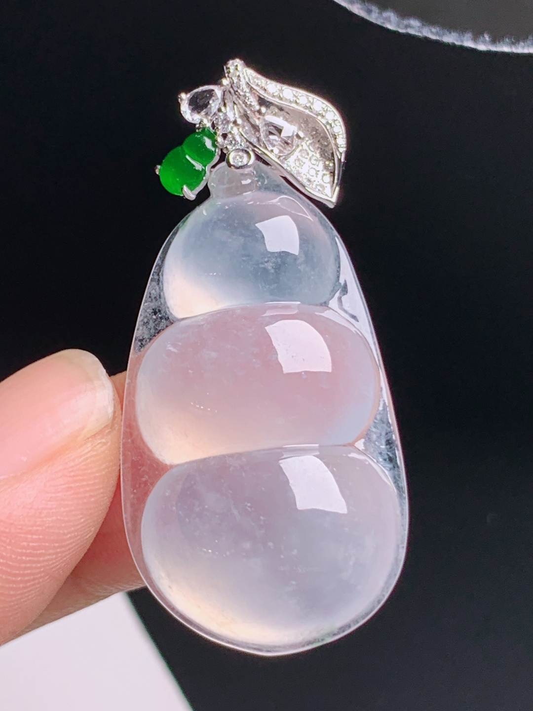 ️ 冰种福豆吊坠，重金钻石豪镶配正阳绿翡，冰透起光三豆饱满，连中三元福气满满，裸石33.9-19.