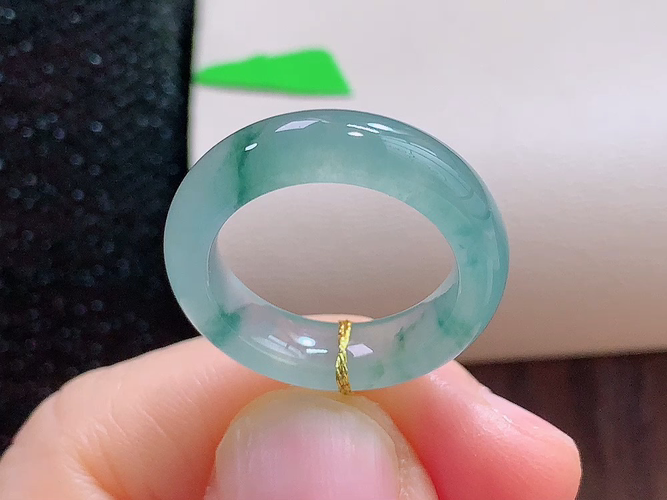 ️ 戒圈，无裂，尺寸16.3-5.5-3.8mm，圈口12，包A附证书9811