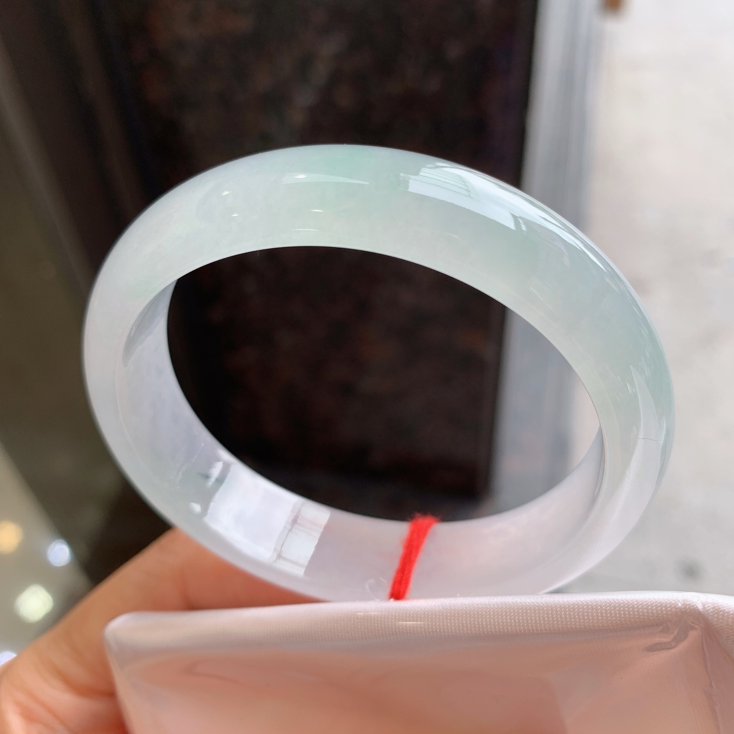 贵妃冰飘绿 微细纹 尺寸：56/50/13.8/7 冰润