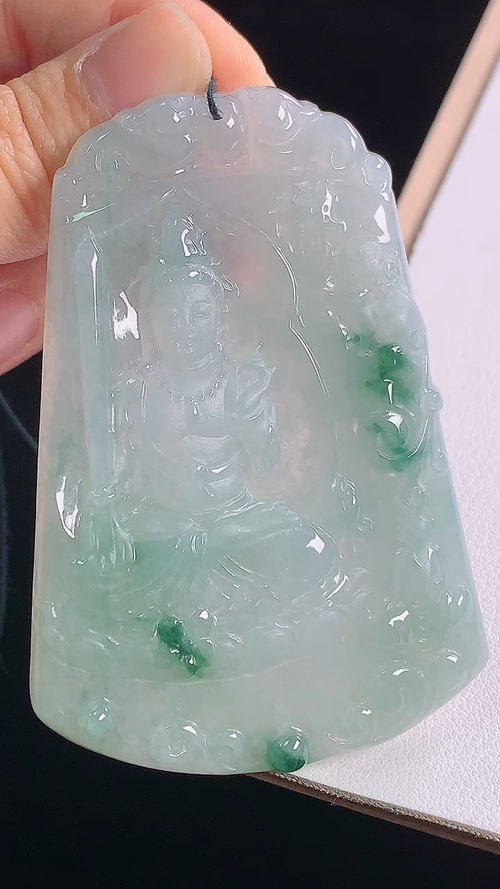冰飘花文殊菩萨，无裂，尺寸:70.0-48.0-6.2mm，29