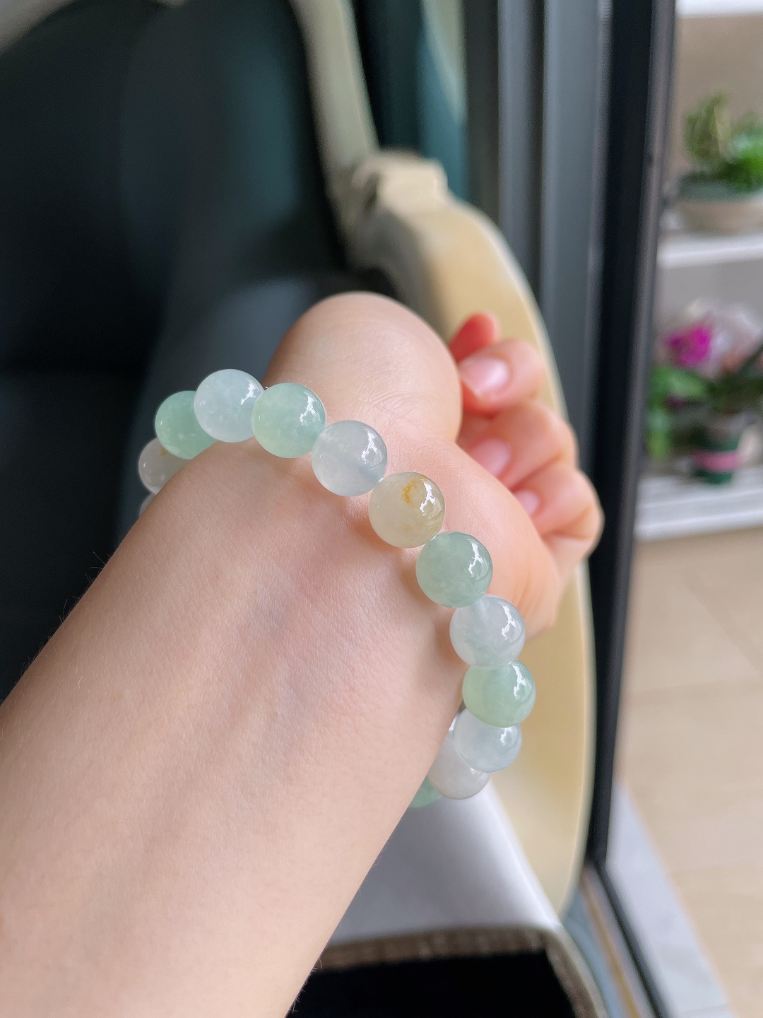 ️，缅甸天然翡翠A货，冰三彩手串，尺寸：10mm。【编4217】