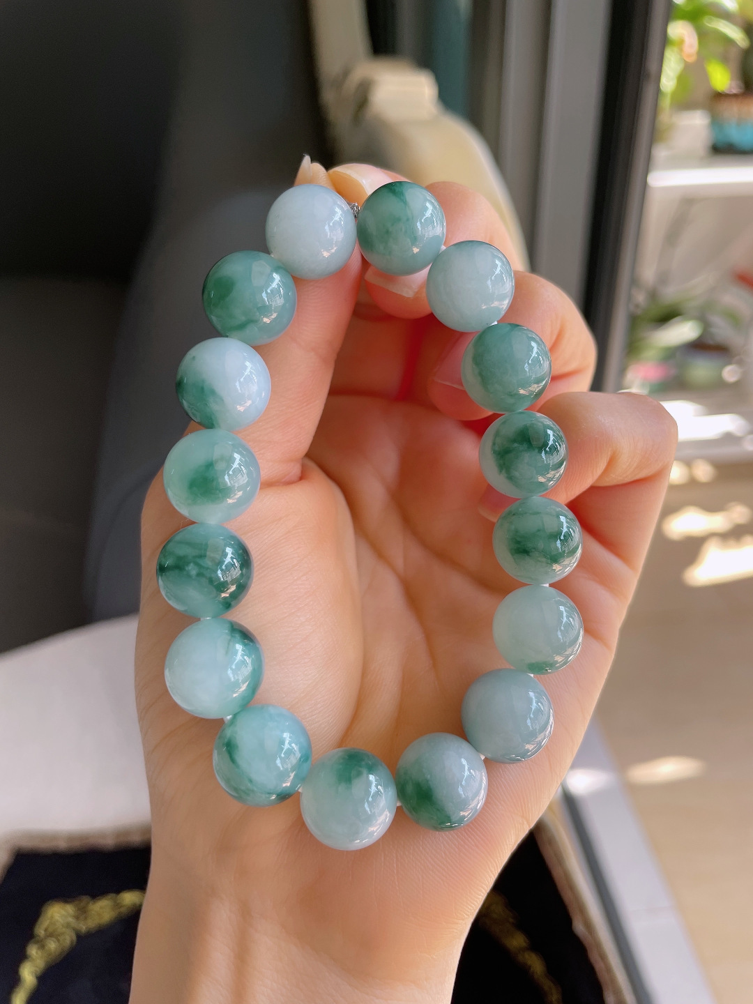 缅甸天然翡翠A货，冰飘花手链，尺寸：12.5mm。【编3875】