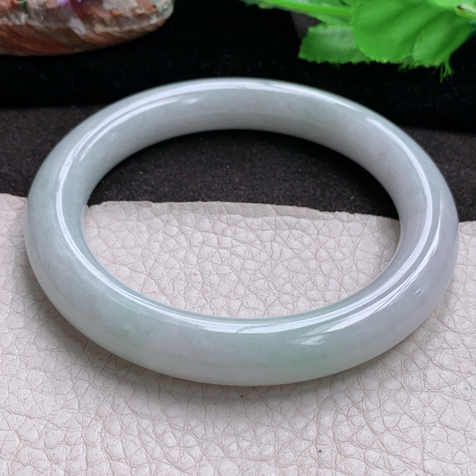 ll大圈口62*11.5*11美人镯 缅甸翡翠a货高品质清新圆条玉手镯