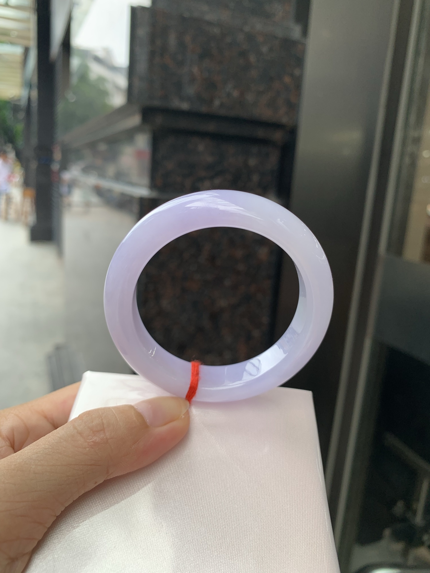 正圈，50.3-8.5-12.2，0802-N1285，打灯纹不扣，底妆水润，满圈紫色吸睛抢眼，浪漫迷人，仙气飘飘，优雅高贵显气质，感满满，紫色自然光不失色，不同光线不一样视觉感受