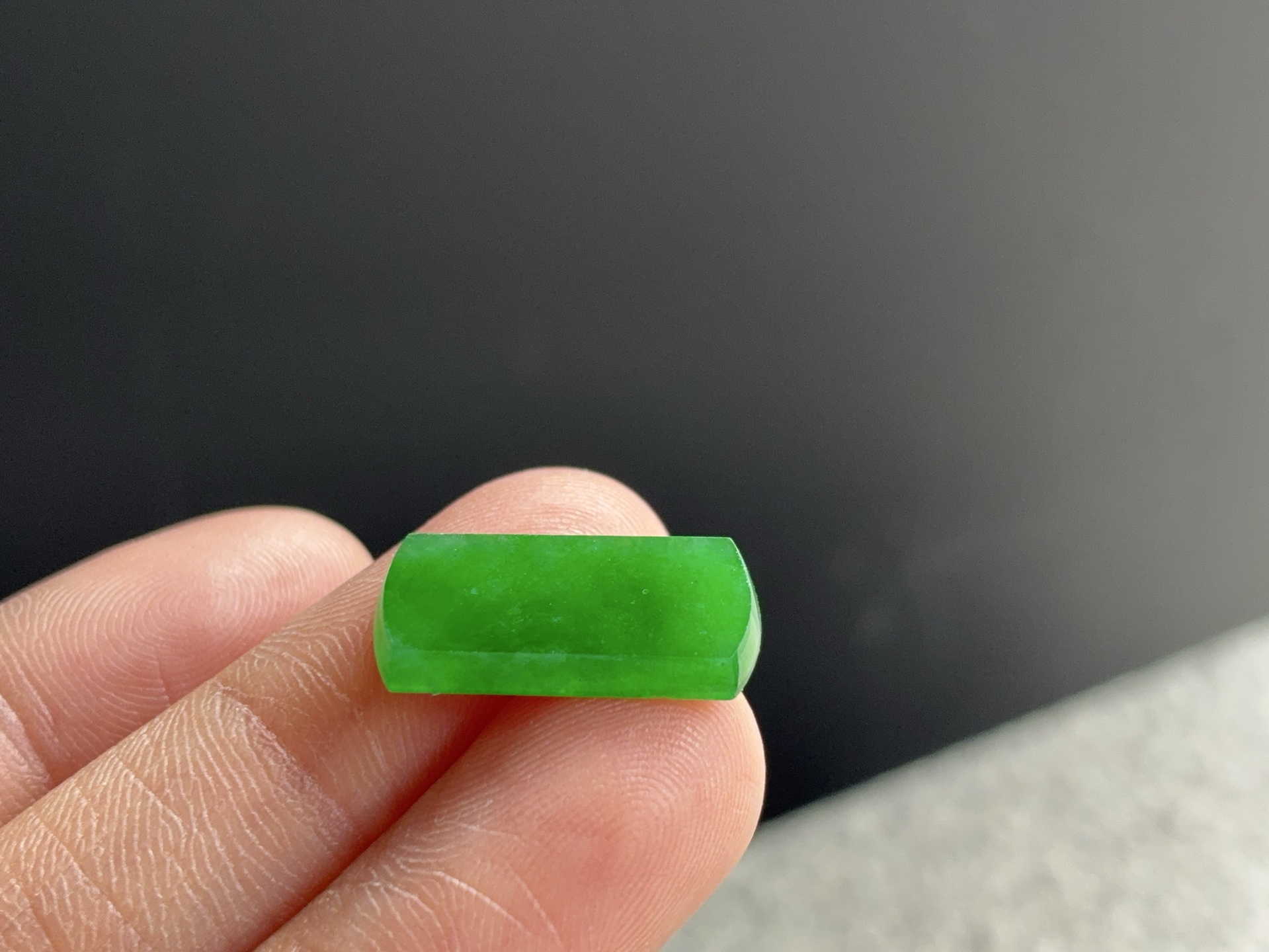 冰绿马鞍，尺寸：18×8.7×2.2