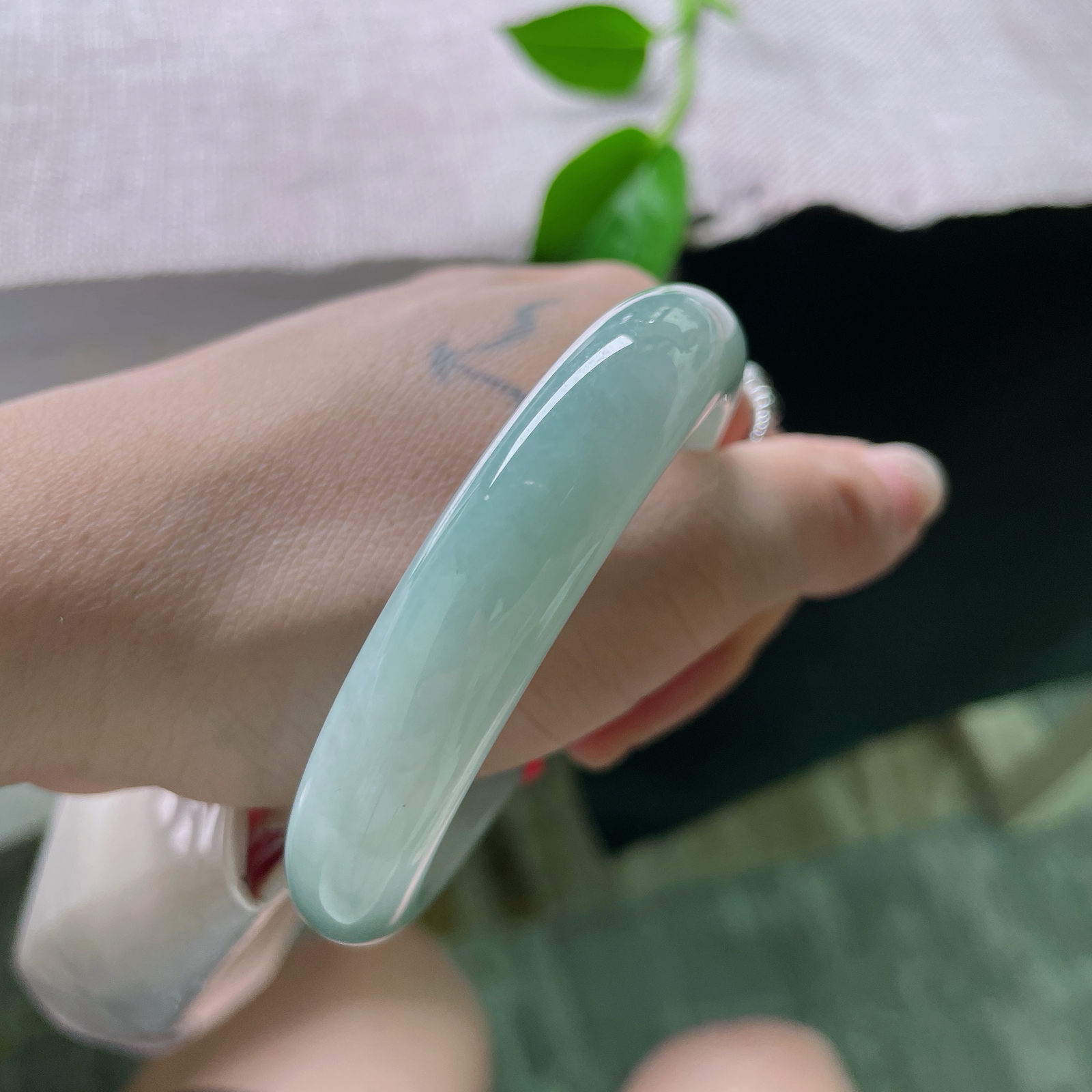 54.4/12.1/7.7，蓝底正圈，淡雅倾心，肉质细腻干净，种老ss55655a