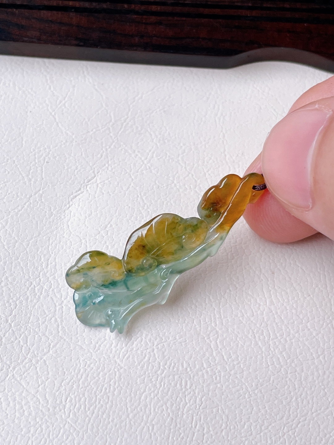 三彩灵芝如意，晶莹剔透，尺寸37.3/14/3.3/自然光实拍
