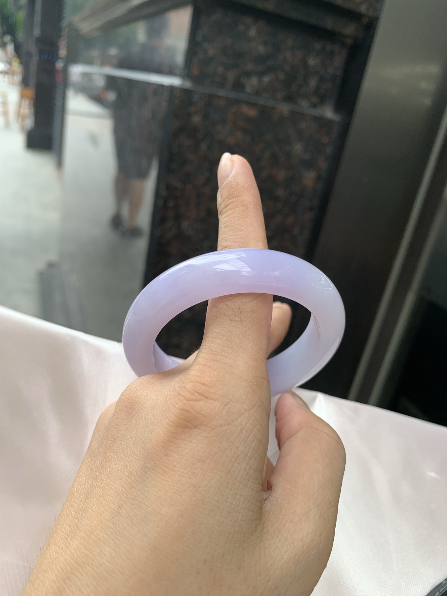 正圈，50.3-8.5-12.2，0802-N1285，打灯纹不扣，底妆水润，满圈紫色吸睛抢眼，浪漫迷人，仙气飘飘，优雅高贵显气质，感满满，紫色自然光不失色，不同光线不一样视觉感受