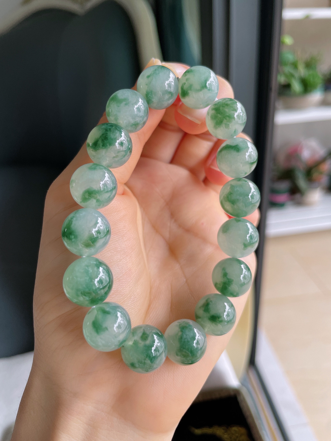 缅甸天然翡翠A货，老坑冰飘花手链，尺寸：12.8mm。【编1819】