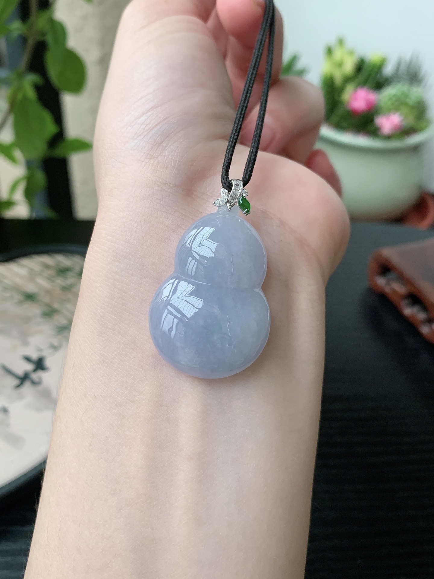 18k金镶嵌老坑冰种胶感紫罗兰葫芦吊坠，裸石尺寸:35-23.8-9.3mm