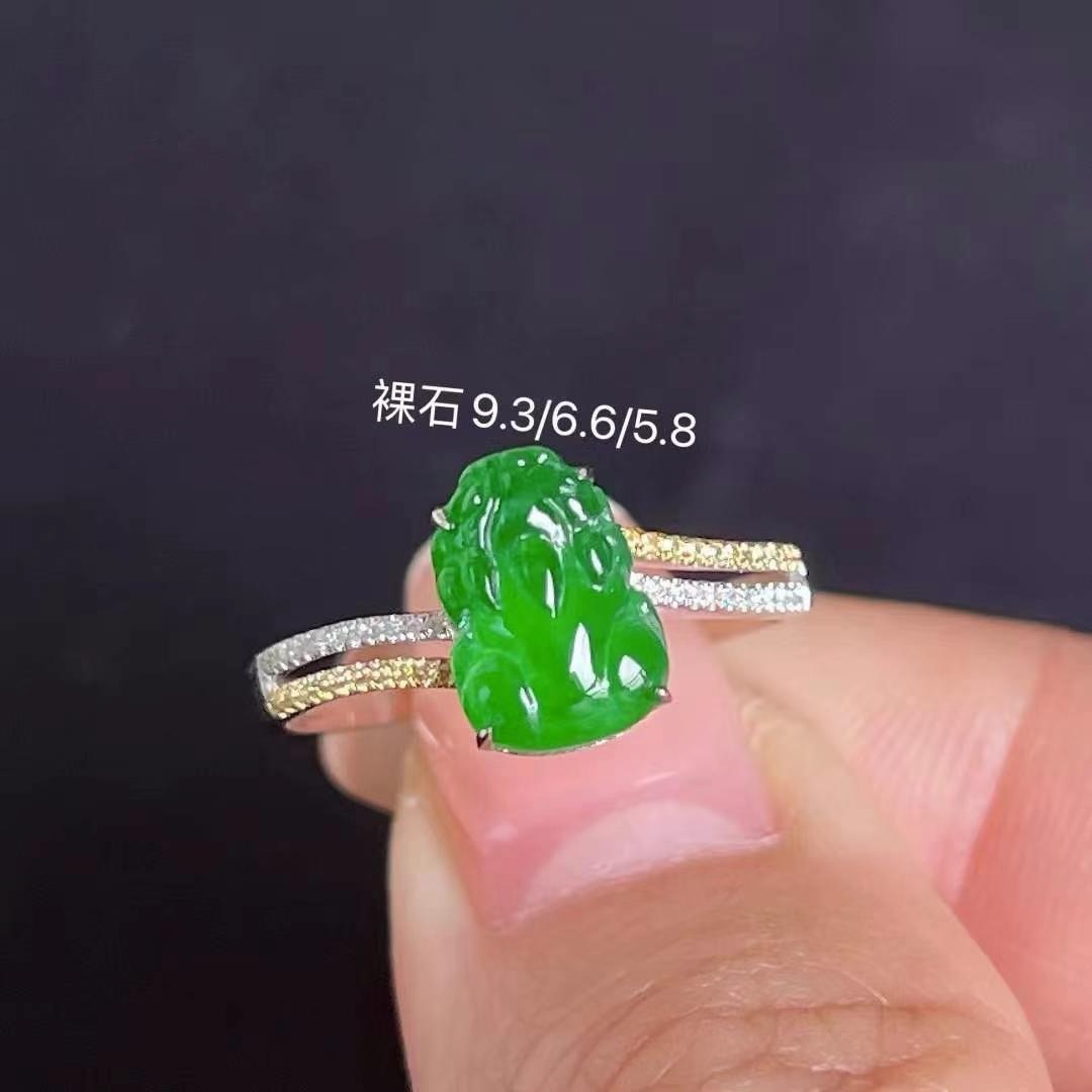 ️ 招财进宝神器满色辣阳绿貔貅戒指 实物更阳绿 无瑕，9.3-6.6-5.8