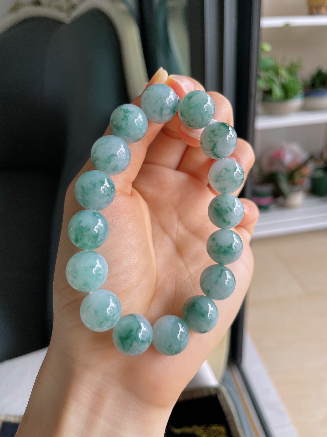️，缅甸天然翡翠A货，冰飘花手串，尺寸：13mm。【编4060】