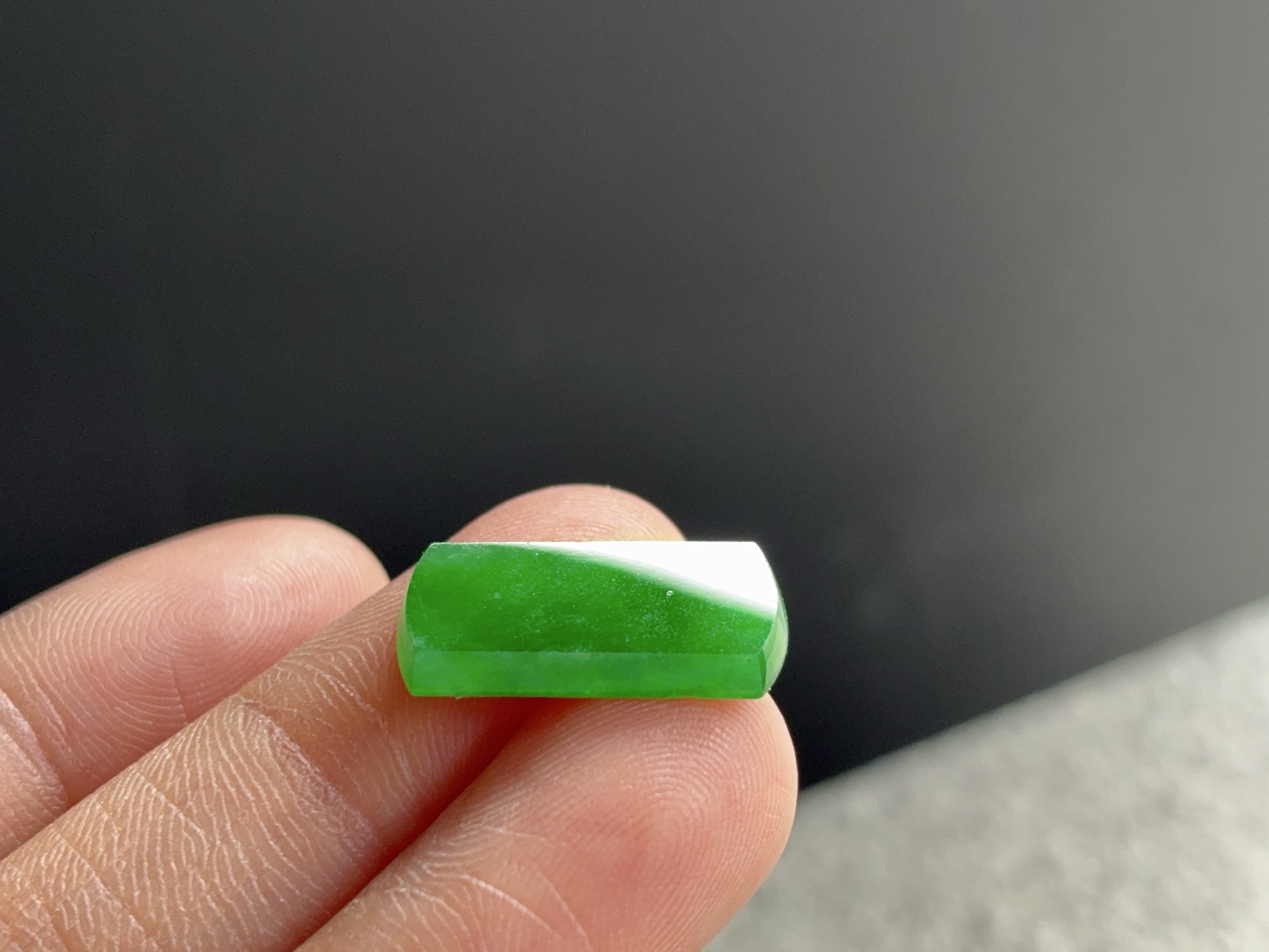冰绿马鞍，尺寸：18×8.7×2.2
