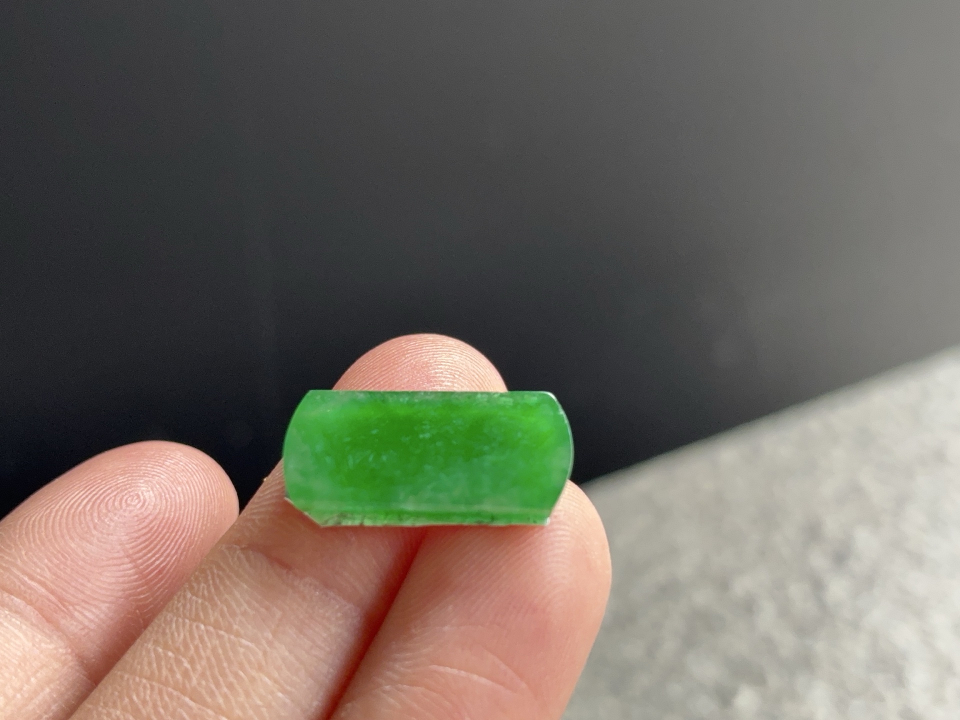 冰绿马鞍，尺寸：18×8.7×2.2