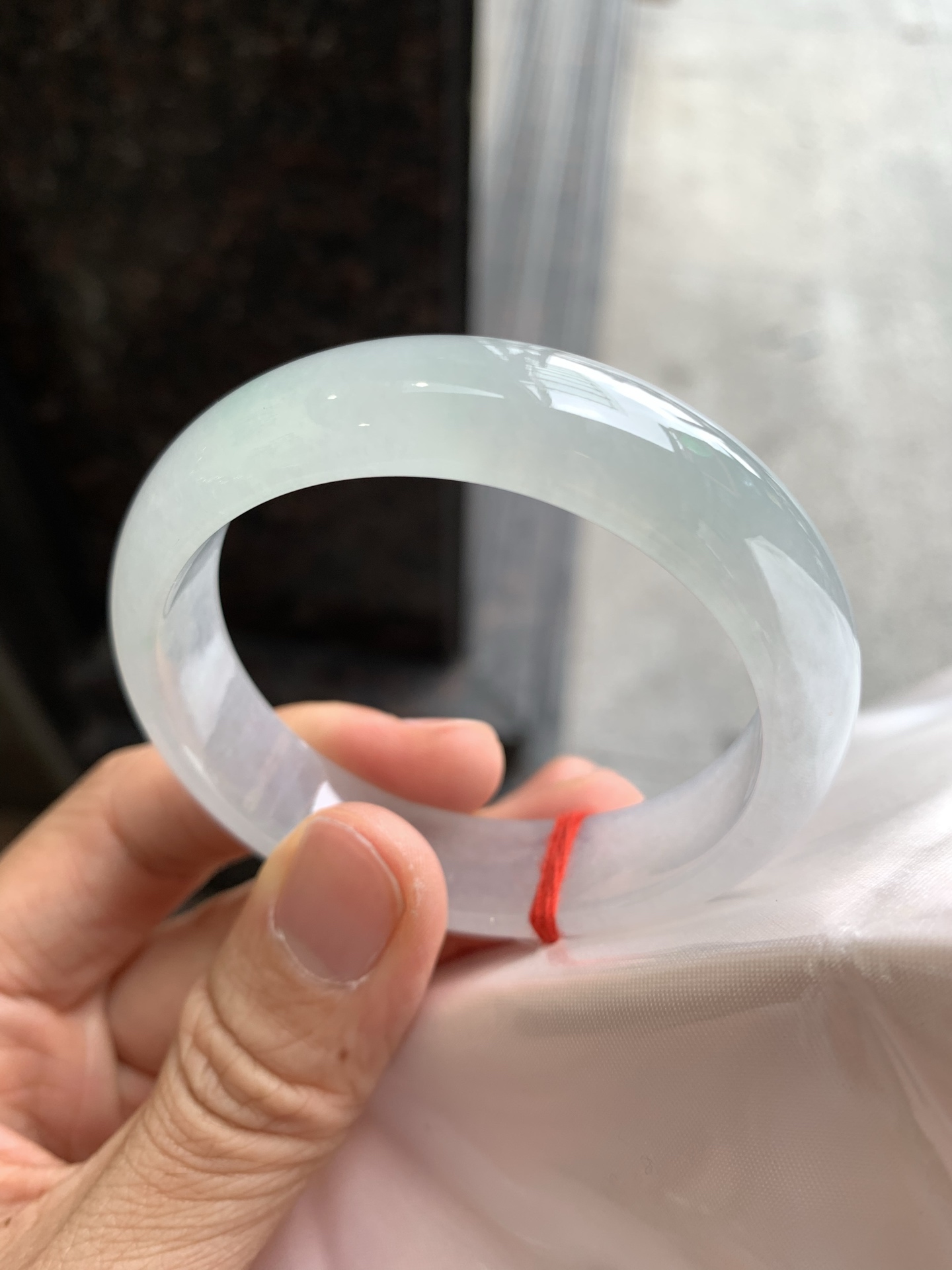 贵妃冰飘绿 微细纹 尺寸：56/50/13.8/7 冰润