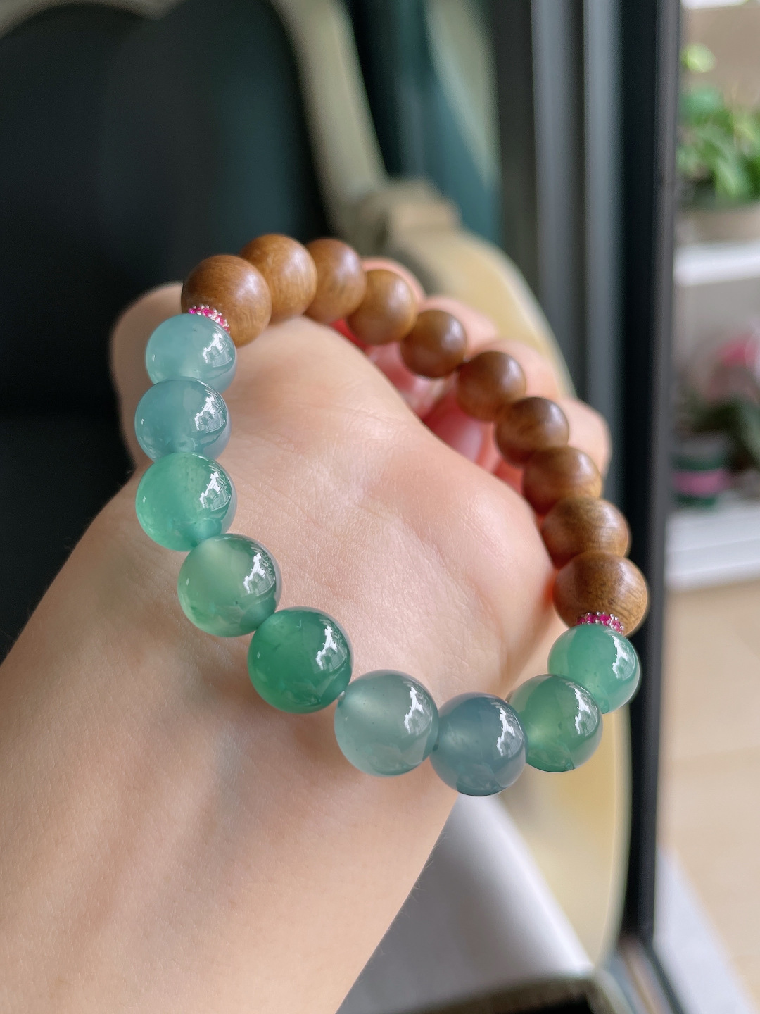 ️，天然翡翠A货，冰多宝搭配沉香木手串，尺寸：9.8mm。【编2908】