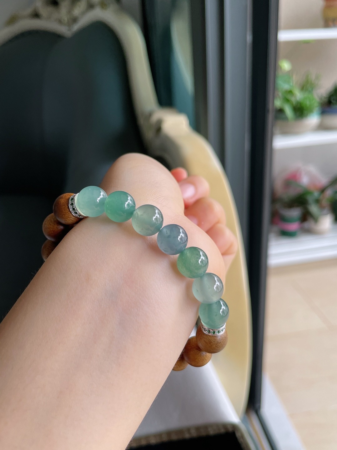 ️，天然翡翠A货，冰多宝搭配沉香木手串，尺寸：9.8mm。【编4473】