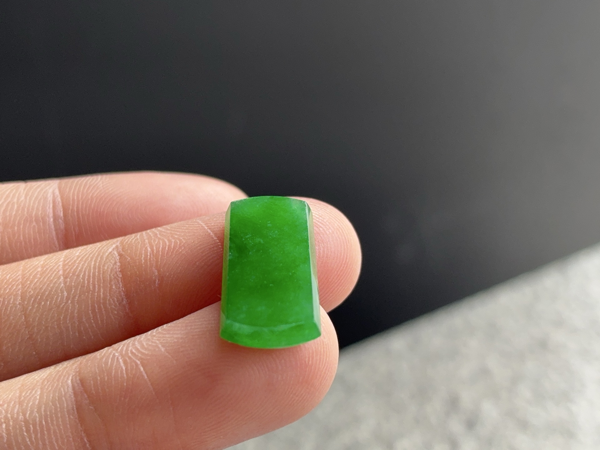 冰绿马鞍，尺寸：18×8.7×2.2