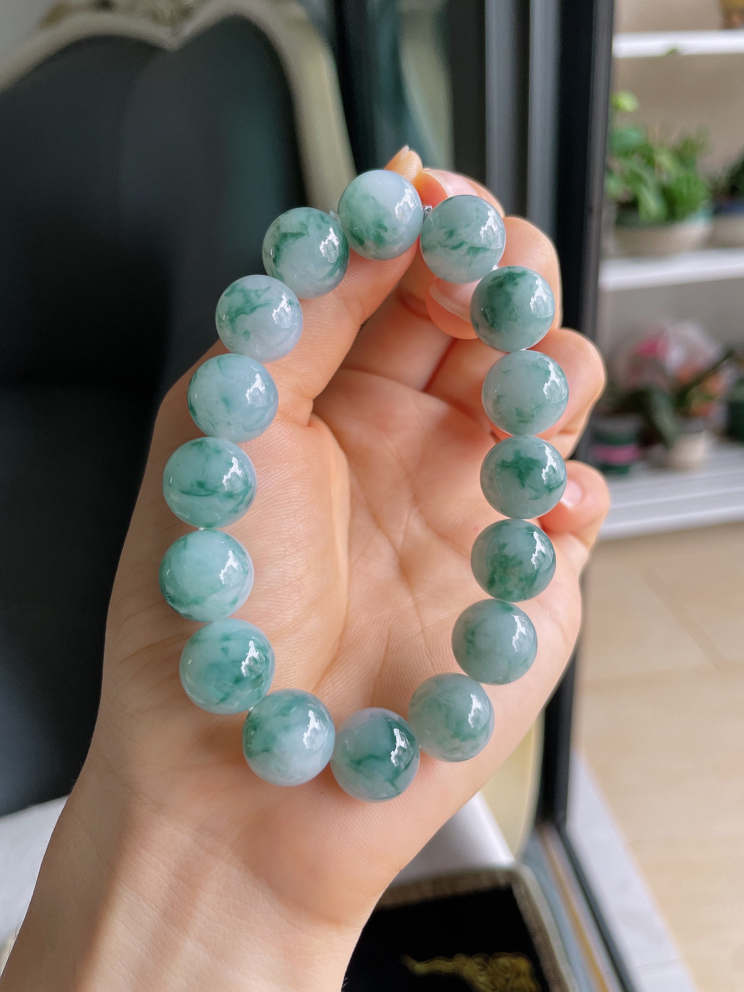 ️，缅甸天然翡翠A货，冰飘花手串，尺寸：13mm。【编4060】